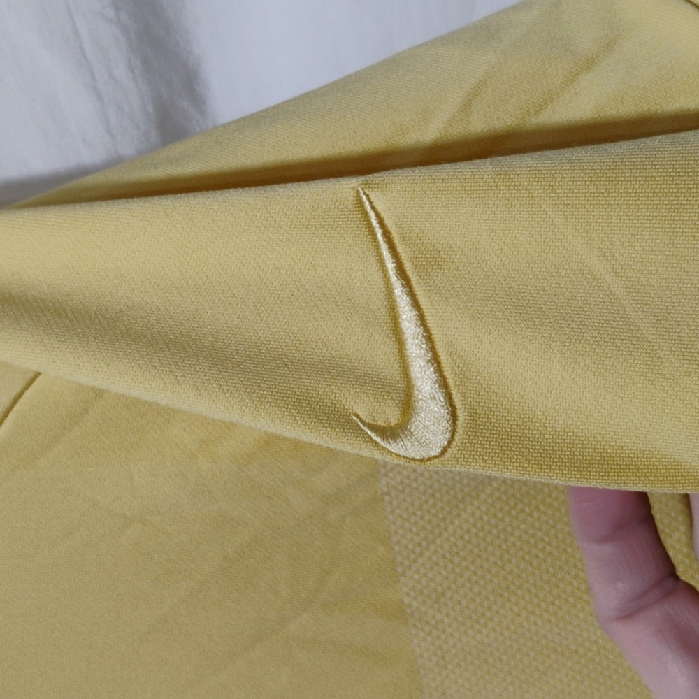 SALE! NWT Nike Dri Fit Golf Shirt Sz.M - Picture 8 of 9